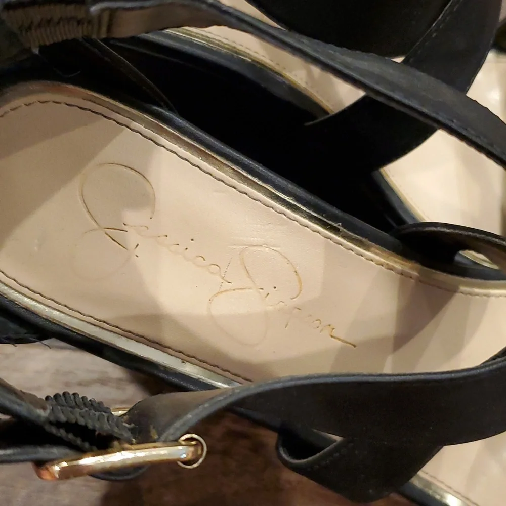 Jessica Simpson black wedge heels - Picture 7 of 8